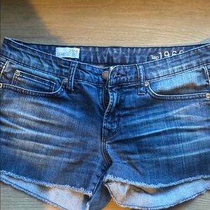 Gap cut off shorts